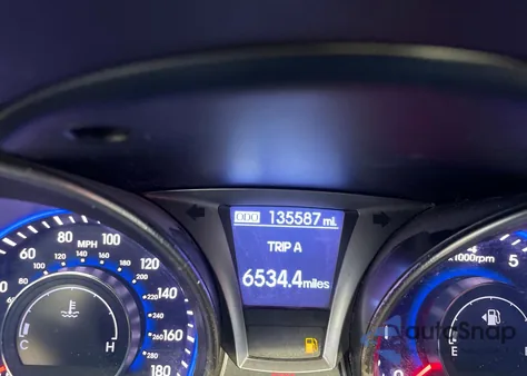 2015 Hyundai Genesis Coupe 3.8L z USA, uszkodzony, nr VIN KMHHT6KJ1FU126433